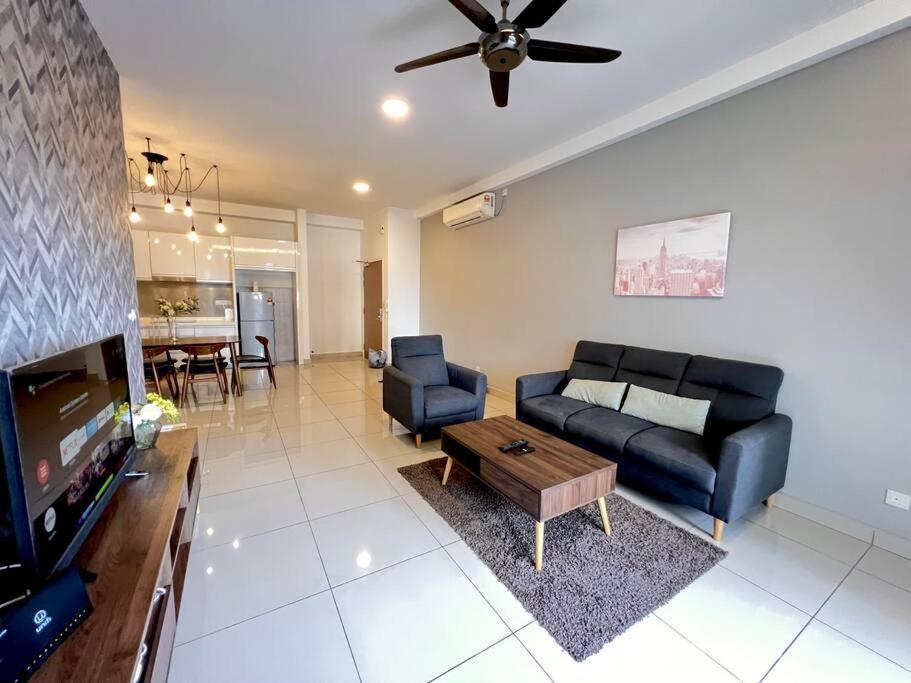Meridinmedini Familytrip 5Min To Legoland By Vdo Homestay Nusajaya  Ngoại thất bức ảnh